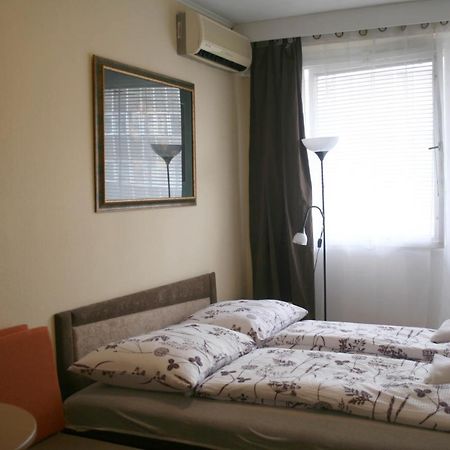 Victor Hugo Central Apartment Budapest Eksteriør billede