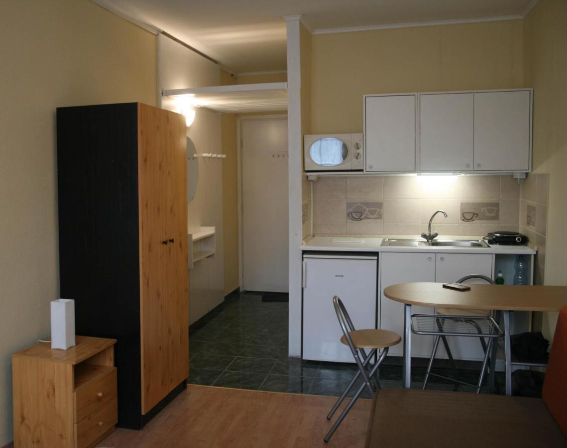 Victor Hugo Central Apartment Budapest Eksteriør billede